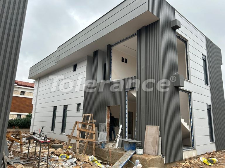 Вилла или дом от застройщика в Дошемеалты, Анталия с бассейном: купить недвижимость в Турции - 113693