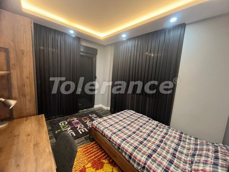 Вилла или дом в Дошемеалты, Анталия с бассейном: купить недвижимость в Турции - 125343