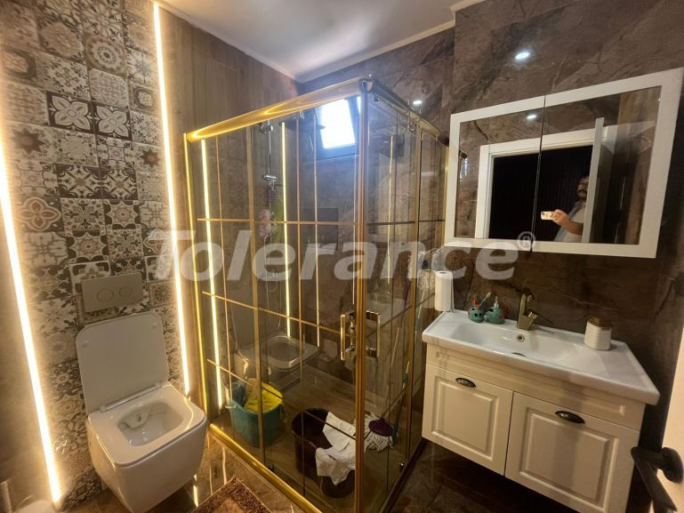 Вилла или дом в Дошемеалты, Анталия с бассейном: купить недвижимость в Турции - 125357