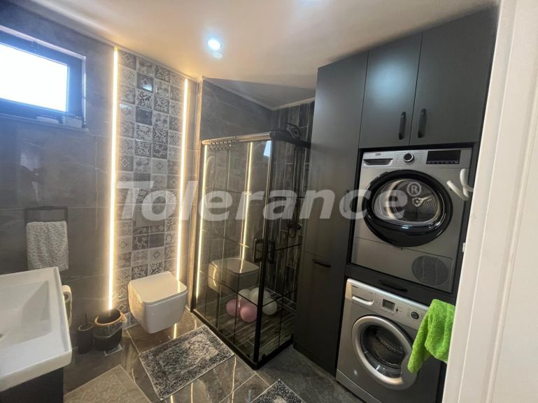 Вилла или дом в Дошемеалты, Анталия с бассейном: купить недвижимость в Турции - 125358