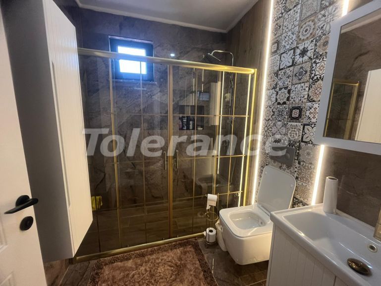 Вилла или дом в Дошемеалты, Анталия с бассейном: купить недвижимость в Турции - 125359