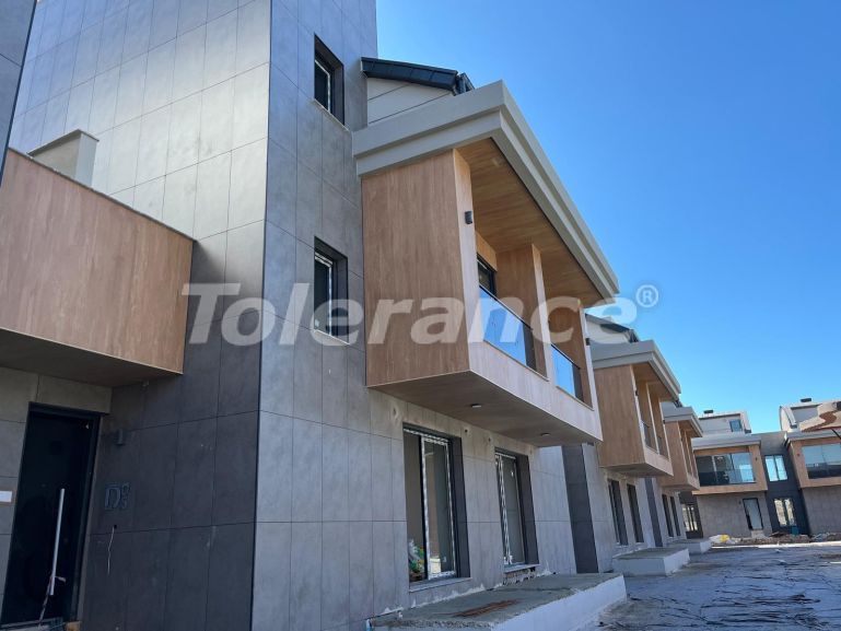 Вилла или дом от застройщика в Дошемеалты, Анталия с бассейном: купить недвижимость в Турции - 125370