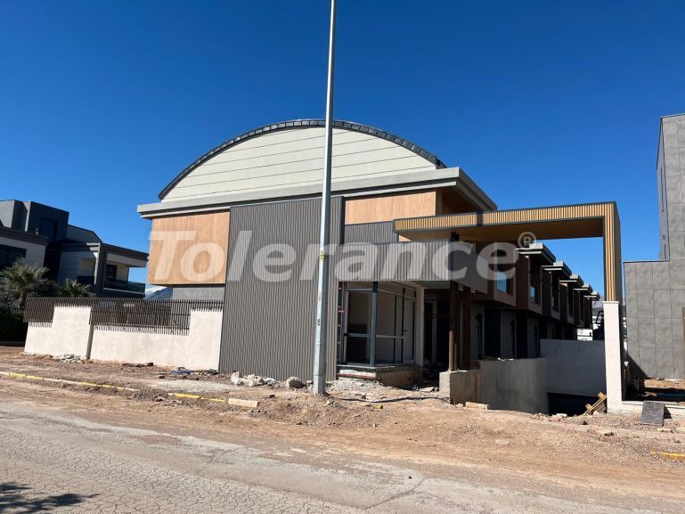 Вилла или дом от застройщика в Дошемеалты, Анталия с бассейном: купить недвижимость в Турции - 125377