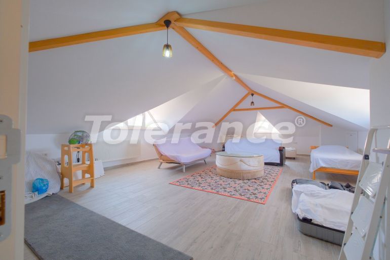 Вилла или дом в Дошемеалты, Анталия с бассейном: купить недвижимость в Турции - 125549