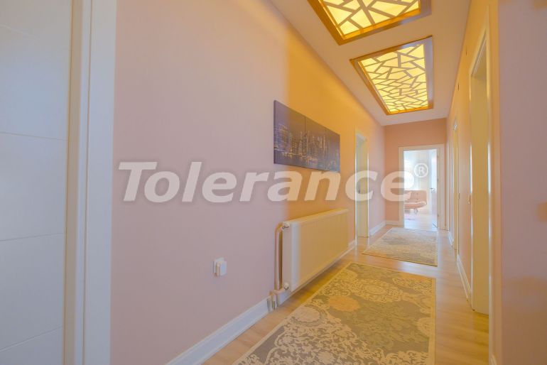 Вилла или дом в Дошемеалты, Анталия с бассейном: купить недвижимость в Турции - 125550