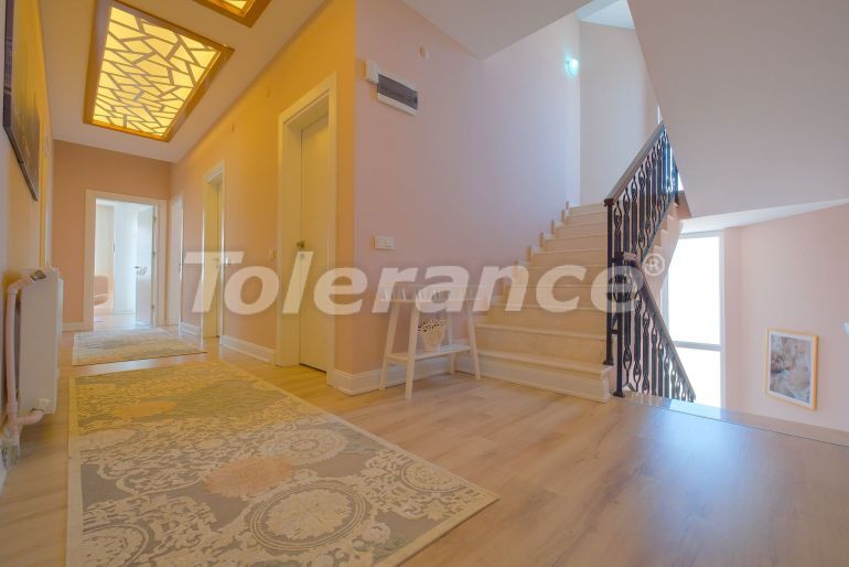 Вилла или дом в Дошемеалты, Анталия с бассейном: купить недвижимость в Турции - 125554