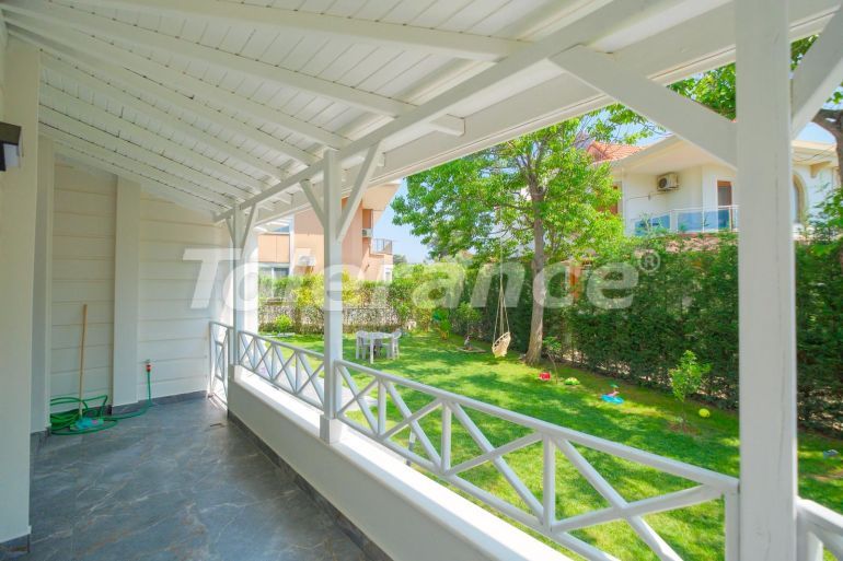 Вилла или дом в Дошемеалты, Анталия с бассейном: купить недвижимость в Турции - 125566