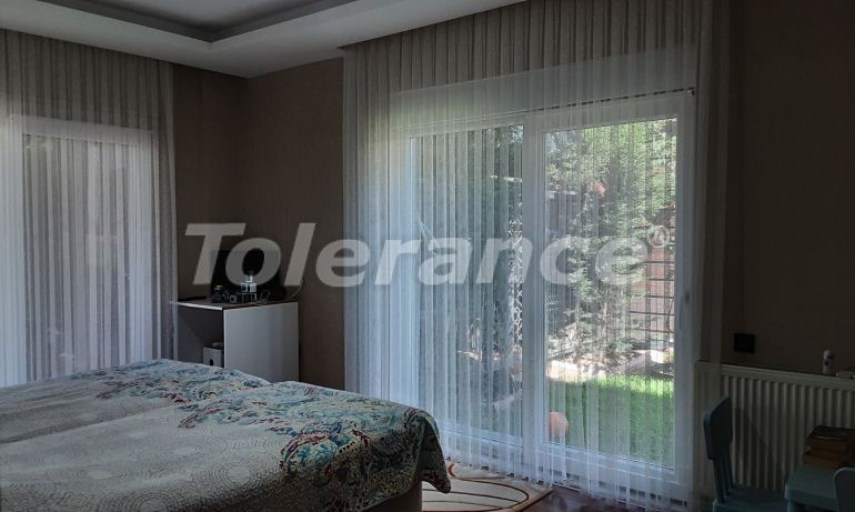 Вилла или дом в Дошемеалты, Анталия с бассейном: купить недвижимость в Турции - 126016