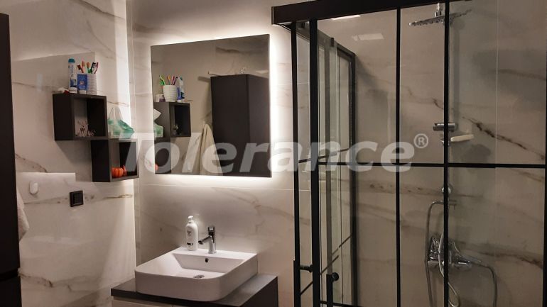 Вилла или дом в Дошемеалты, Анталия с бассейном: купить недвижимость в Турции - 126028