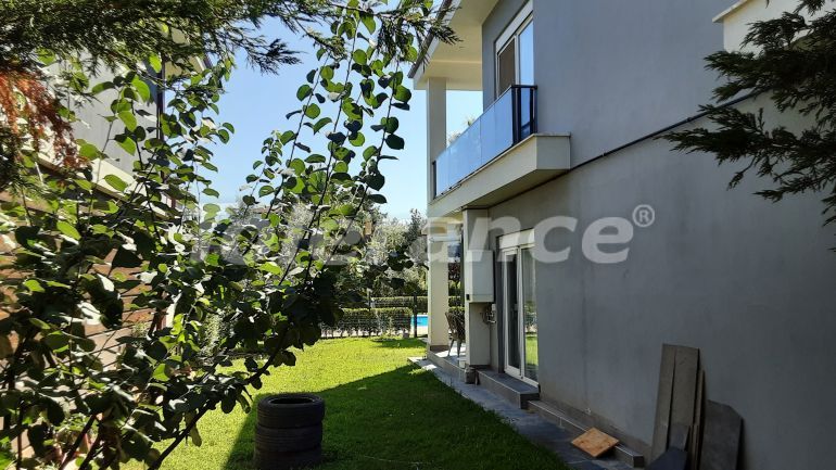 Вилла или дом в Дошемеалты, Анталия с бассейном: купить недвижимость в Турции - 126053