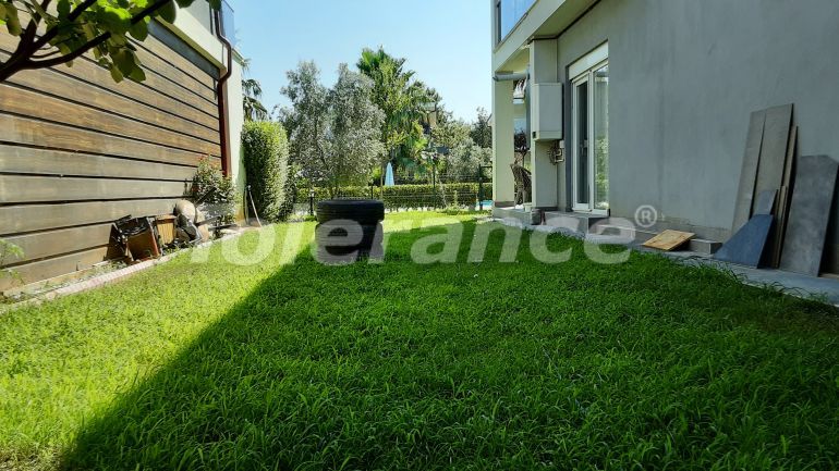 Вилла или дом в Дошемеалты, Анталия с бассейном: купить недвижимость в Турции - 126054