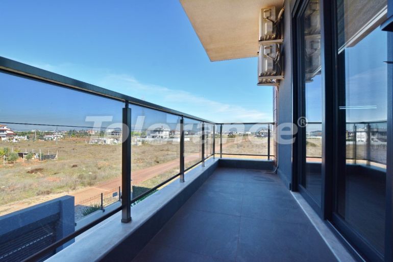 Вилла или дом в Дошемеалты, Анталия с бассейном: купить недвижимость в Турции - 131540