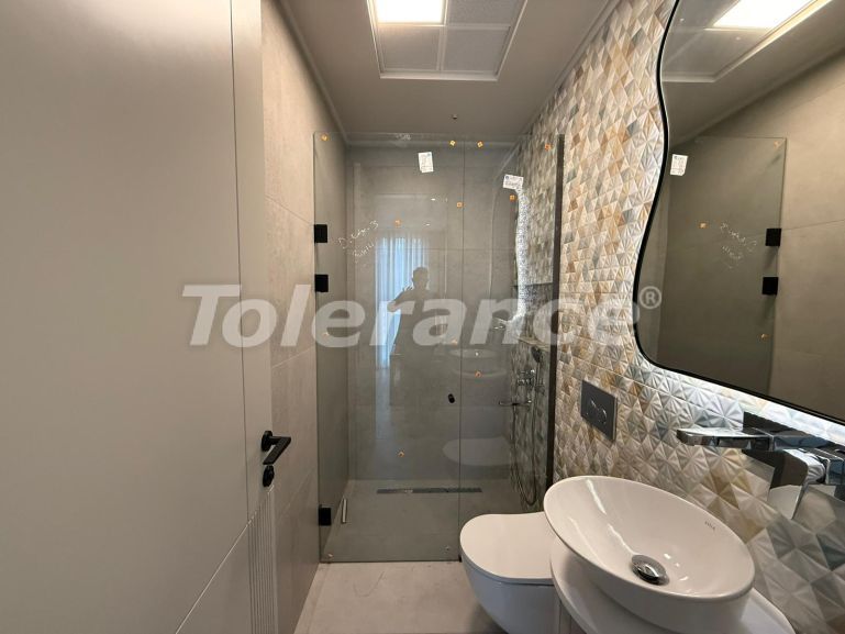 Вилла или дом в Дошемеалты, Анталия с бассейном: купить недвижимость в Турции - 135792