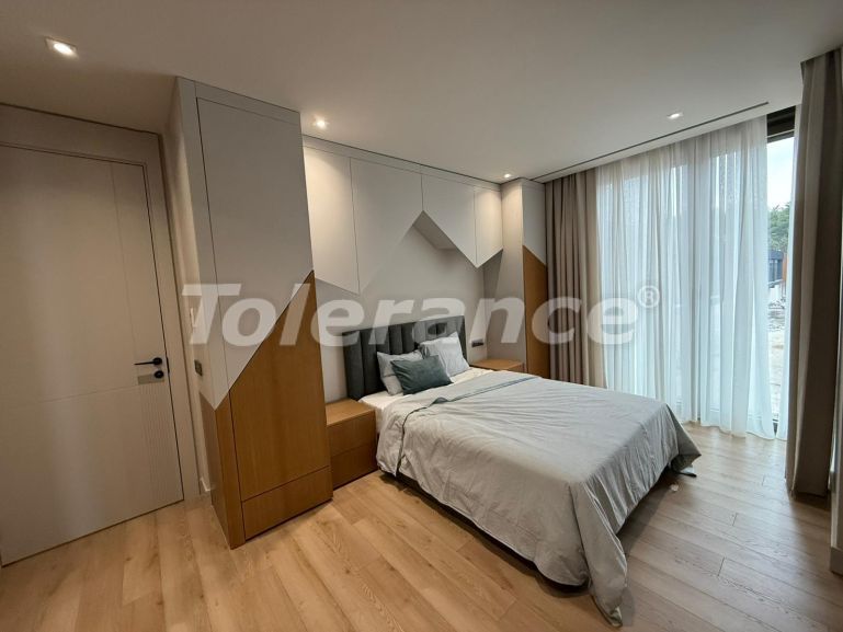 Вилла или дом в Дошемеалты, Анталия с бассейном: купить недвижимость в Турции - 135800