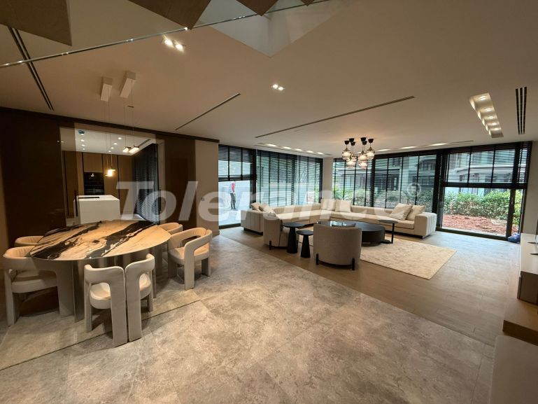 Вилла или дом в Дошемеалты, Анталия с бассейном: купить недвижимость в Турции - 135820