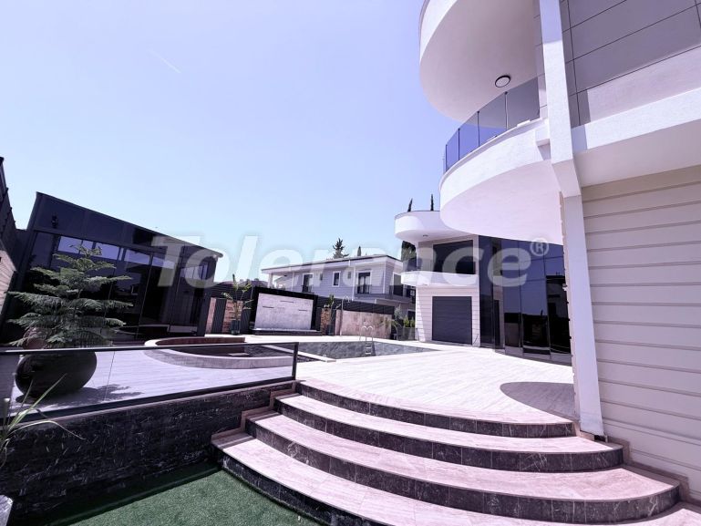 Вилла или дом от застройщика в Дошемеалты, Анталия с бассейном: купить недвижимость в Турции - 138992