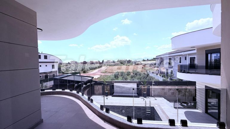 Вилла или дом от застройщика в Дошемеалты, Анталия с бассейном: купить недвижимость в Турции - 139017