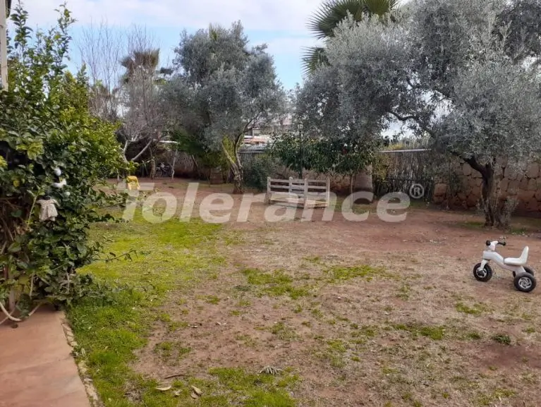 Вилла или дом в Дошемеалты, Анталия с бассейном: купить недвижимость в Турции - 23895