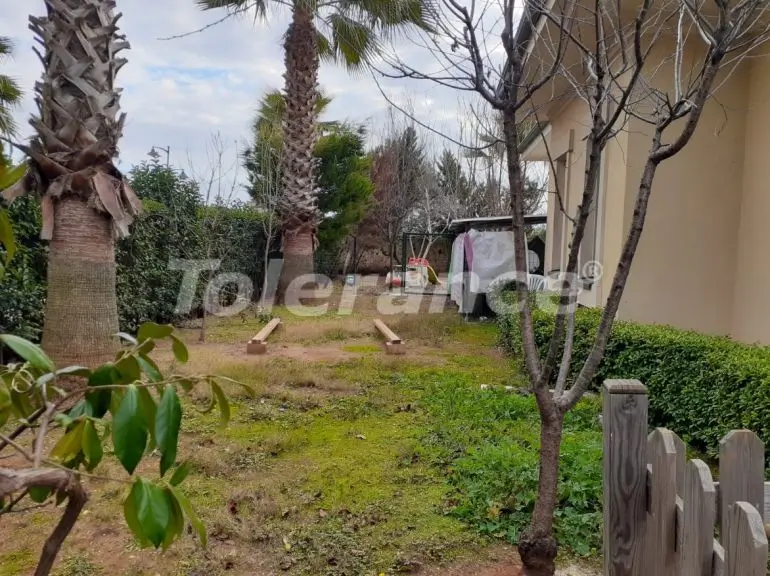 Вилла или дом в Дошемеалты, Анталия с бассейном: купить недвижимость в Турции - 23902