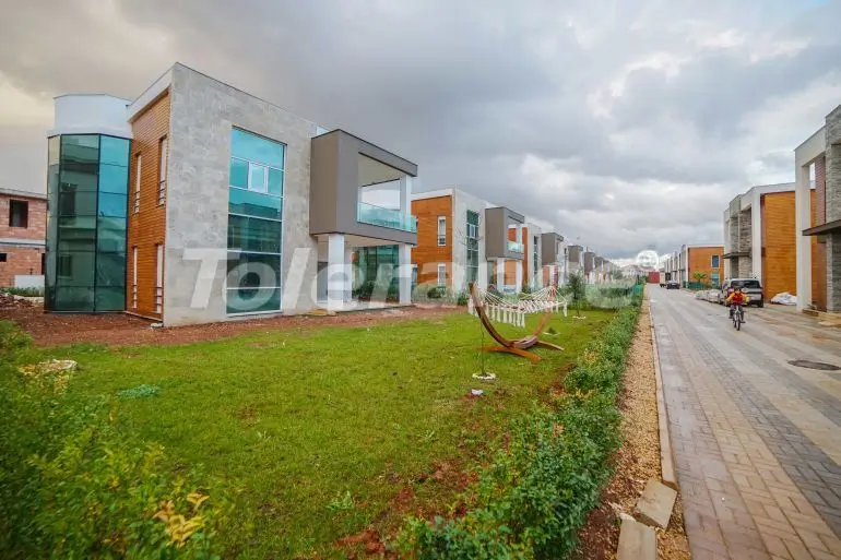 Вилла или дом от застройщика в Дошемеалты, Анталия с бассейном: купить недвижимость в Турции - 32962