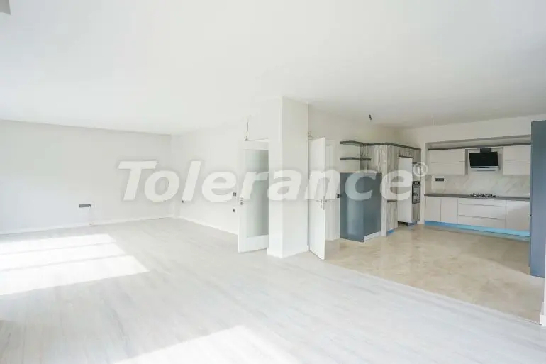 Вилла или дом в Дошемеалты, Анталия с бассейном: купить недвижимость в Турции - 33664