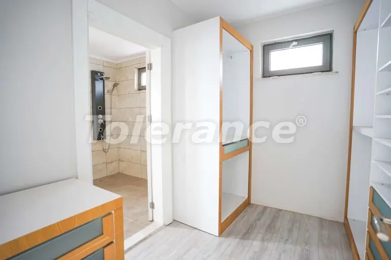 Вилла или дом в Дошемеалты, Анталия с бассейном: купить недвижимость в Турции - 33673