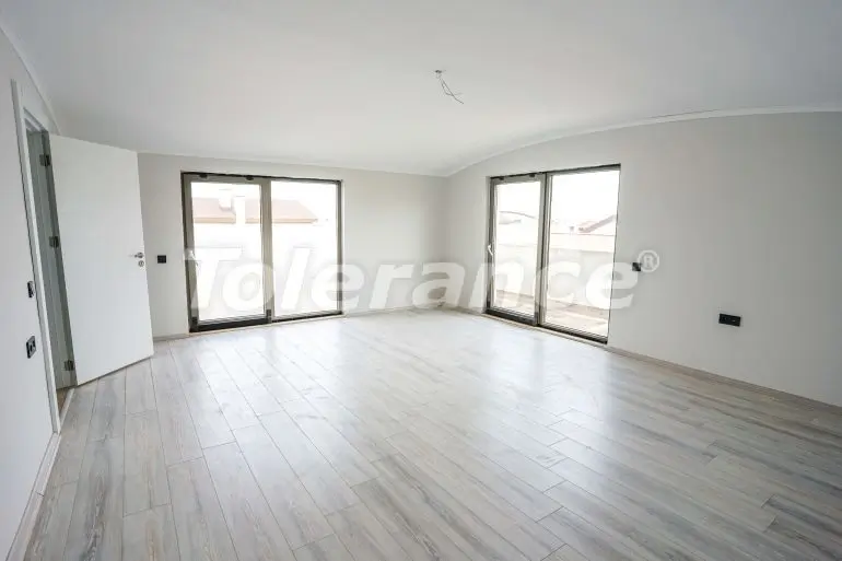 Вилла или дом в Дошемеалты, Анталия с бассейном: купить недвижимость в Турции - 33681