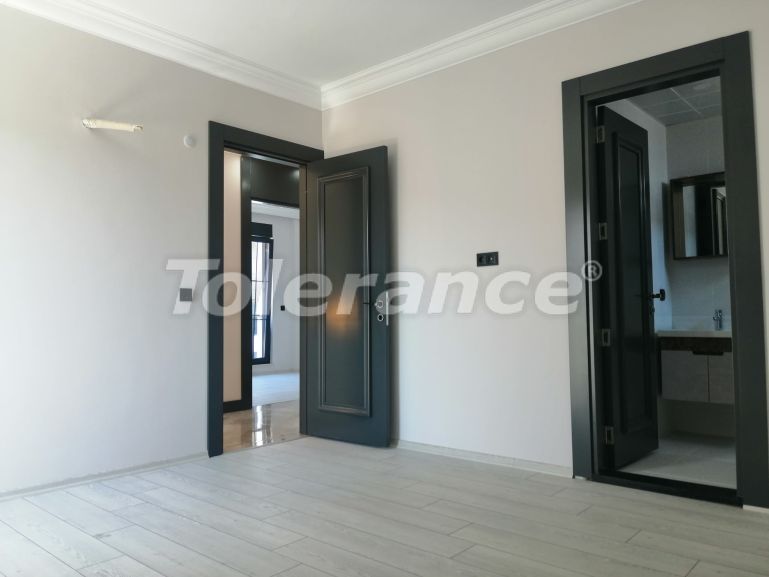 Вилла или дом в Дошемеалты, Анталия с бассейном: купить недвижимость в Турции - 42372