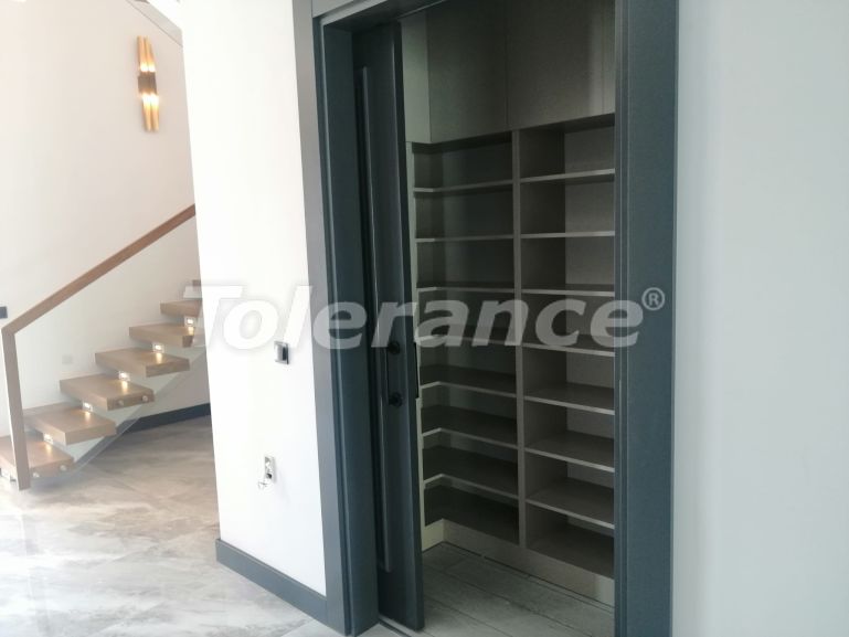 Вилла или дом в Дошемеалты, Анталия с бассейном: купить недвижимость в Турции - 42381