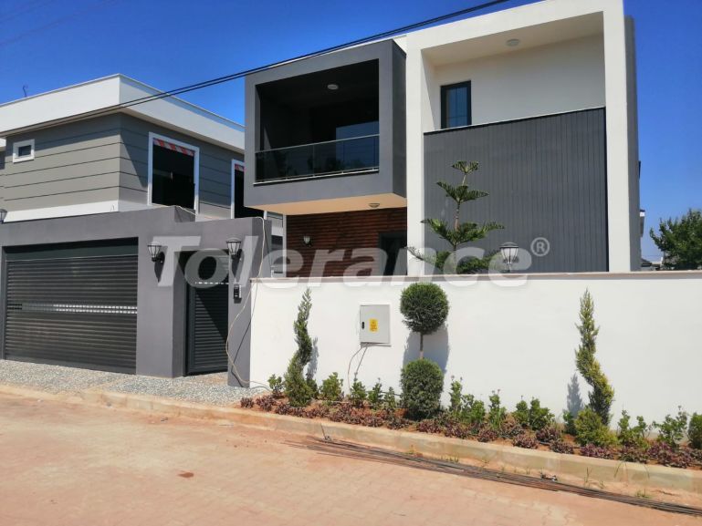 Вилла или дом в Дошемеалты, Анталия с бассейном: купить недвижимость в Турции - 42385