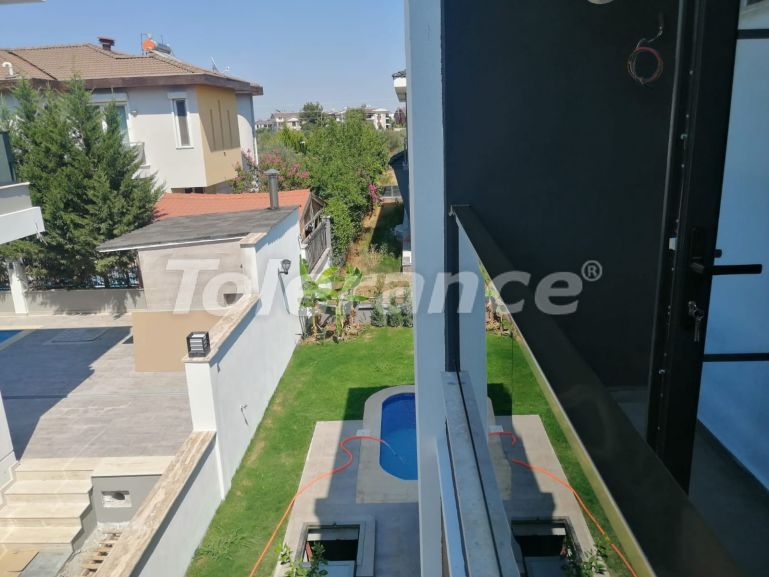 Вилла или дом в Дошемеалты, Анталия с бассейном: купить недвижимость в Турции - 42388