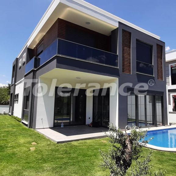 Вилла или дом в Дошемеалты, Анталия с бассейном: купить недвижимость в Турции - 42392