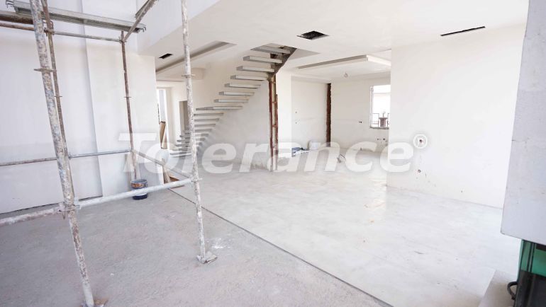 Вилла или дом в Дошемеалты, Анталия с бассейном: купить недвижимость в Турции - 43306