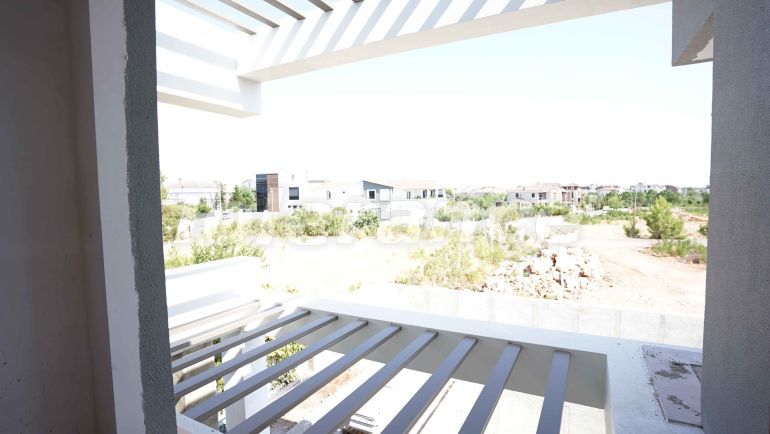 Вилла или дом в Дошемеалты, Анталия с бассейном: купить недвижимость в Турции - 43325