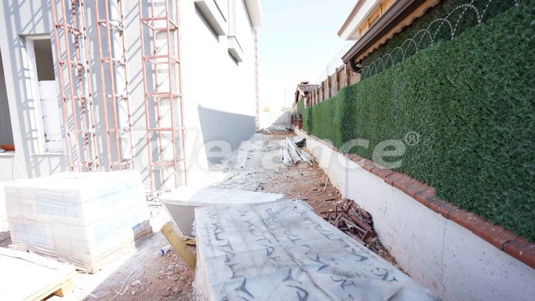 Вилла или дом в Дошемеалты, Анталия с бассейном: купить недвижимость в Турции - 43349