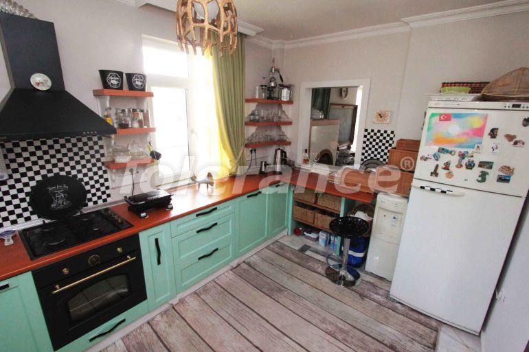 Вилла или дом в Дошемеалты, Анталия с бассейном: купить недвижимость в Турции - 43687