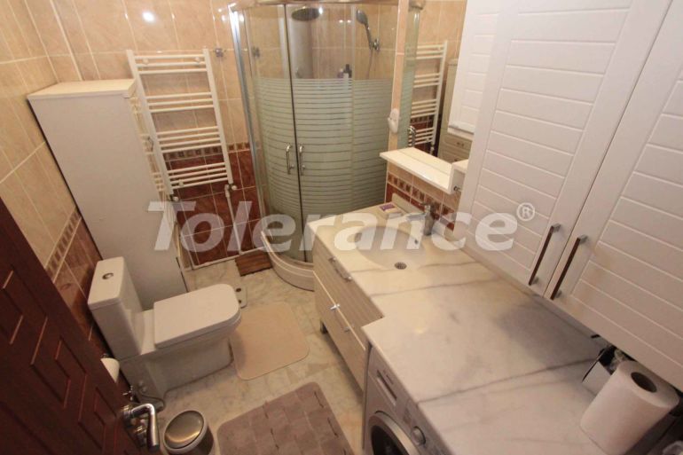 Вилла или дом в Дошемеалты, Анталия с бассейном: купить недвижимость в Турции - 43697