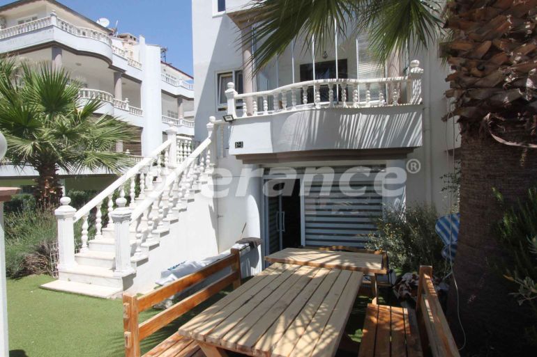 Вилла или дом в Дошемеалты, Анталия с бассейном: купить недвижимость в Турции - 43710