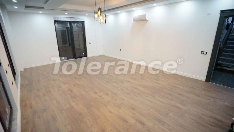 Вилла или дом в Дошемеалты, Анталия с бассейном: купить недвижимость в Турции - 43746