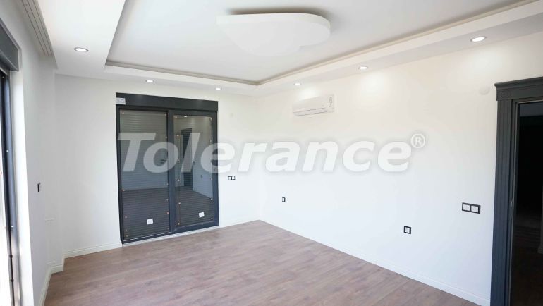 Вилла или дом в Дошемеалты, Анталия с бассейном: купить недвижимость в Турции - 43778