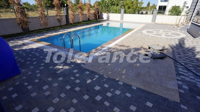 Вилла или дом в Дошемеалты, Анталия с бассейном: купить недвижимость в Турции - 43795