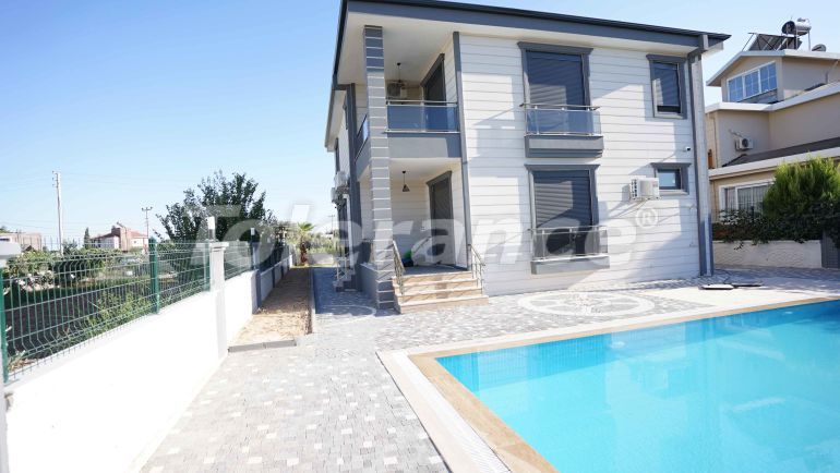 Вилла или дом в Дошемеалты, Анталия с бассейном: купить недвижимость в Турции - 43798