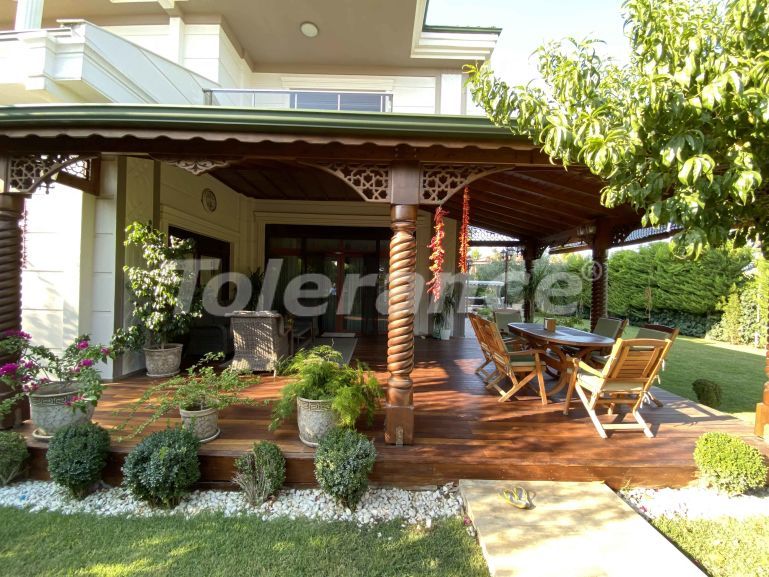 Вилла или дом в Дошемеалты, Анталия с бассейном: купить недвижимость в Турции - 44299