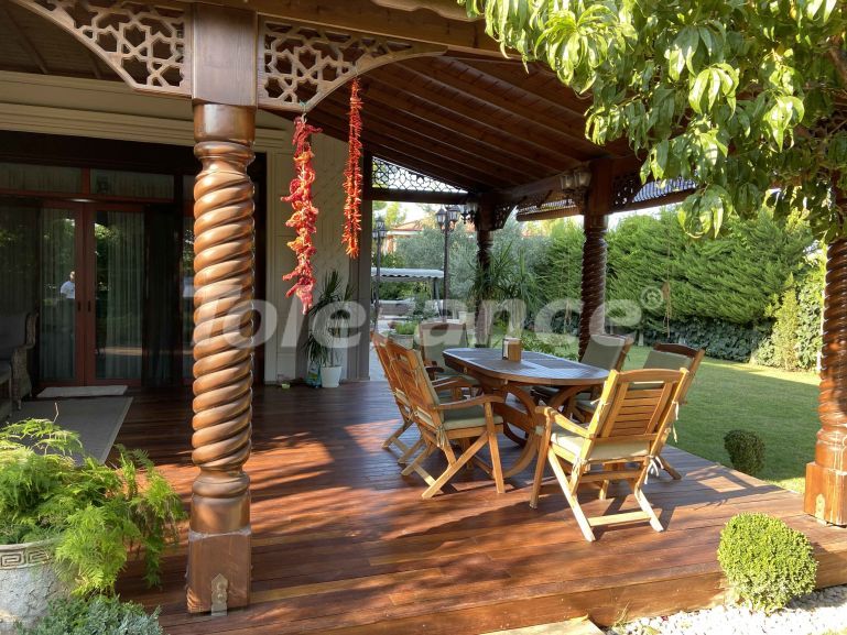 Вилла или дом в Дошемеалты, Анталия с бассейном: купить недвижимость в Турции - 44300