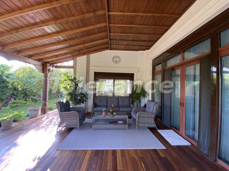 Вилла или дом в Дошемеалты, Анталия с бассейном: купить недвижимость в Турции - 44301