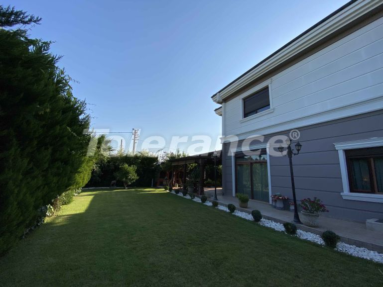 Вилла или дом в Дошемеалты, Анталия с бассейном: купить недвижимость в Турции - 44303