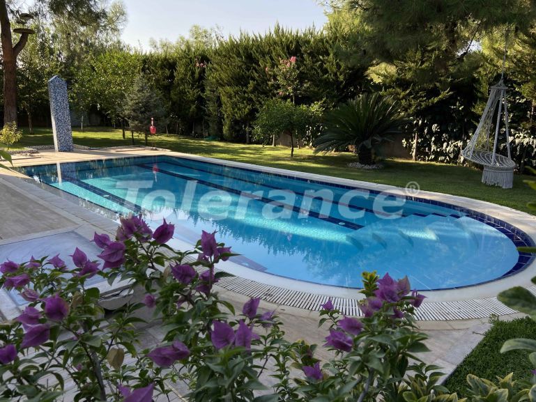 Вилла или дом в Дошемеалты, Анталия с бассейном: купить недвижимость в Турции - 44304