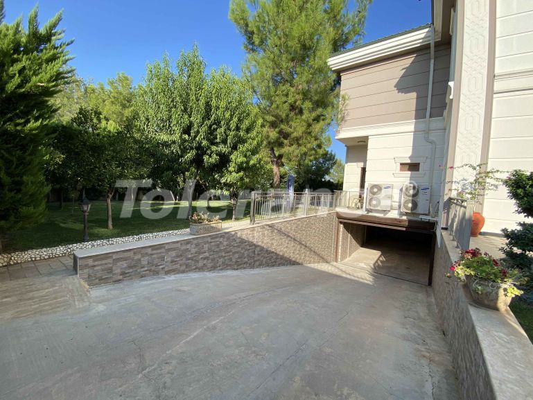 Вилла или дом в Дошемеалты, Анталия с бассейном: купить недвижимость в Турции - 44309