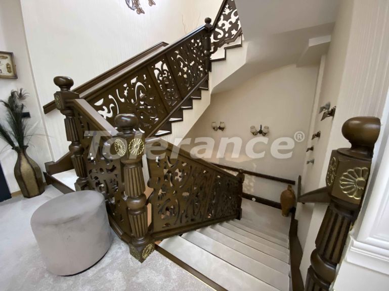 Вилла или дом в Дошемеалты, Анталия с бассейном: купить недвижимость в Турции - 44323