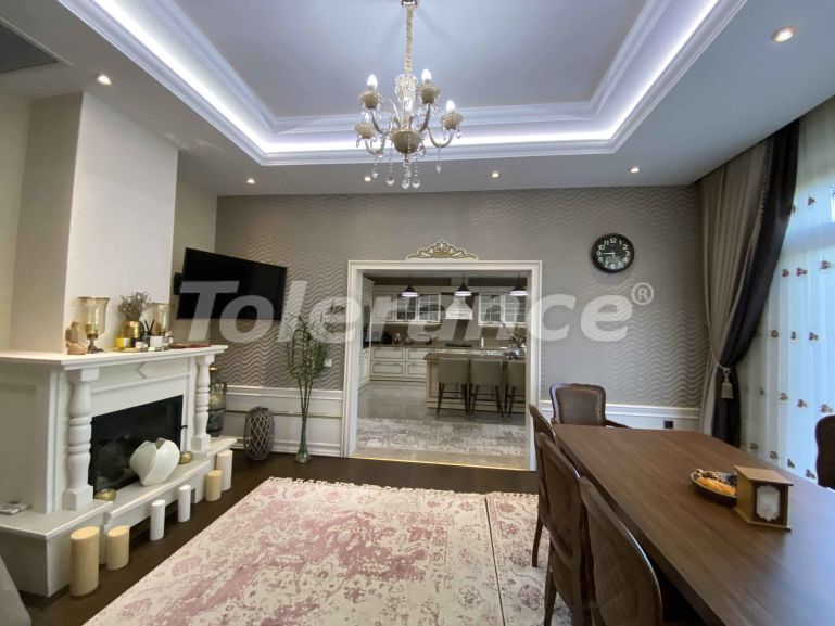 Вилла или дом в Дошемеалты, Анталия с бассейном: купить недвижимость в Турции - 44334